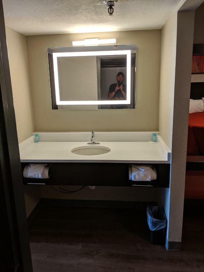 King Suite Spa Bath