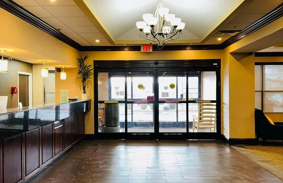 Vista Suites Near Island And Leconte Convention Center-1