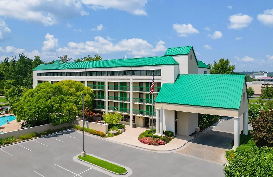 Quality Inn Near The Island Pigeon Forge-1